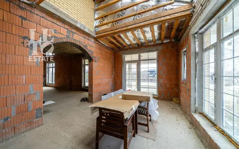 2-этажный коттедж 580 м² без отделки