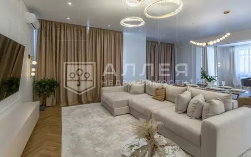 2-этажный коттедж 588 м² с отделкой