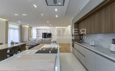 2-этажный коттедж 620 м² с отделкой