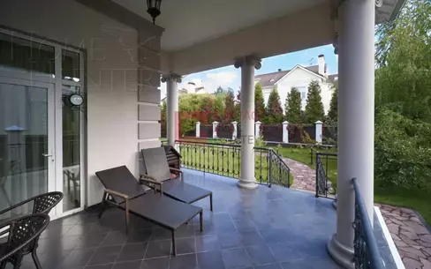 2-этажный коттедж 500 м² с отделкой