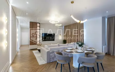 2-этажный коттедж 588 м² с отделкой