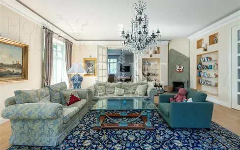 2-этажный коттедж 600 м² с отделкой