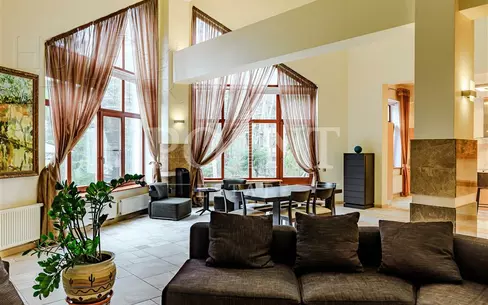 1-этажный коттедж 450 м² с отделкой