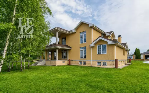 2-этажный коттедж 580 м² без отделки