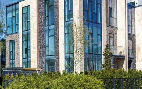 4-этажный таунхаус 311 м² без отделки