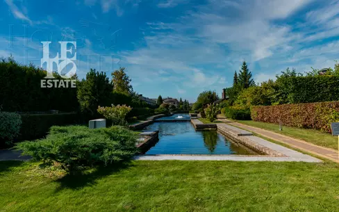 Участок 15 сот. в охраняемом поселке