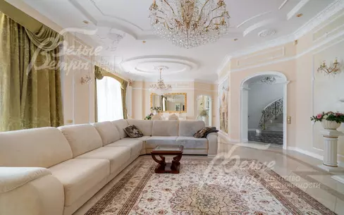 2-этажный коттедж 918 м² с отделкой