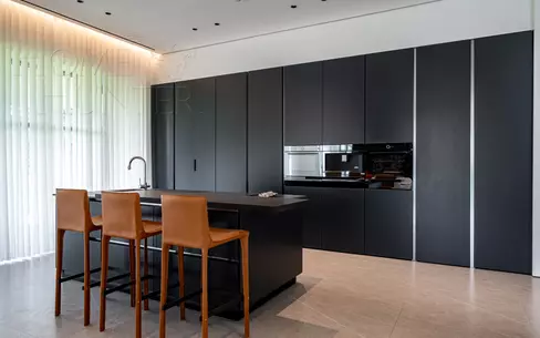 2-этажный коттедж 698 м² с отделкой