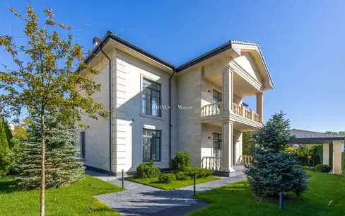 2-этажный коттедж 420 м² с отделкой