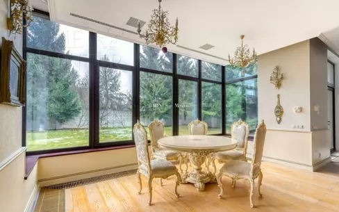 2-этажный коттедж 866 м² с отделкой