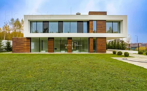 2-этажный коттедж 650 м² без отделки