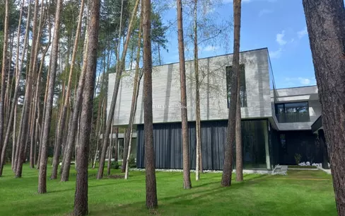 2-этажный коттедж 1 050 м² без отделки