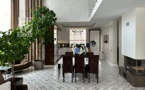 2-этажный коттедж 345 м² с отделкой