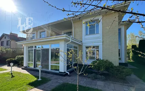 2-этажный коттедж 345 м² с отделкой