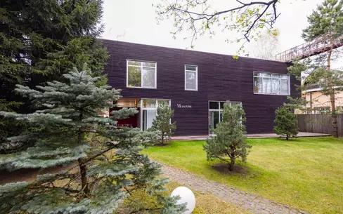 2-этажный коттедж 265.9 м² с отделкой