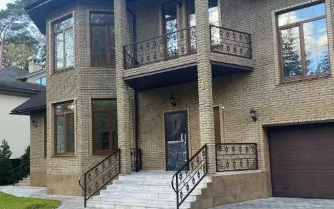 2-этажный коттедж 567.3 м² с отделкой