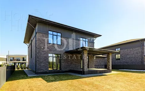 2-этажный коттедж 324 м² с отделкой