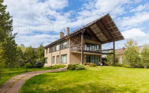 2-этажный коттедж 500 м² с отделкой