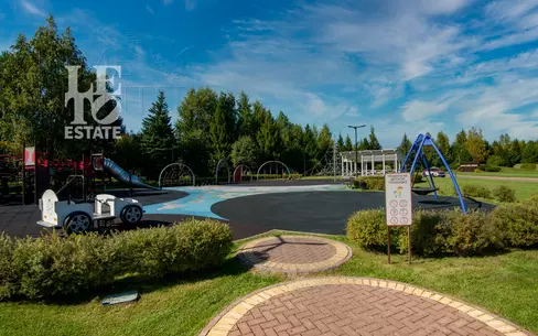 Участок 15 сот. в охраняемом поселке