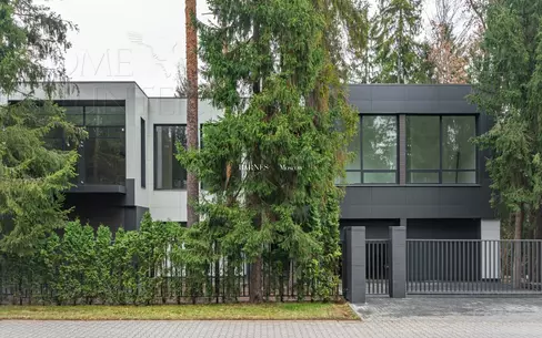 2-этажный коттедж 1 050 м² без отделки