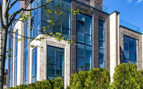 4-этажный таунхаус 311 м² без отделки