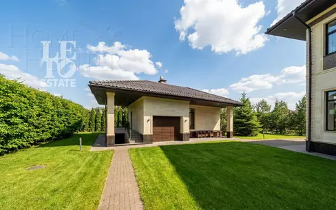 2-этажный коттедж 650 м² с отделкой