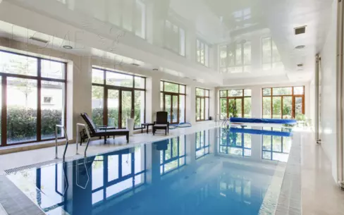 2-этажный коттедж 1 050 м² с отделкой