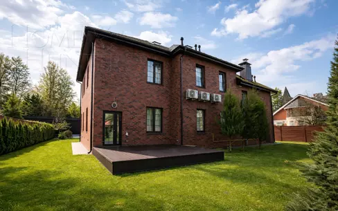 2-этажный коттедж 458 м² с отделкой