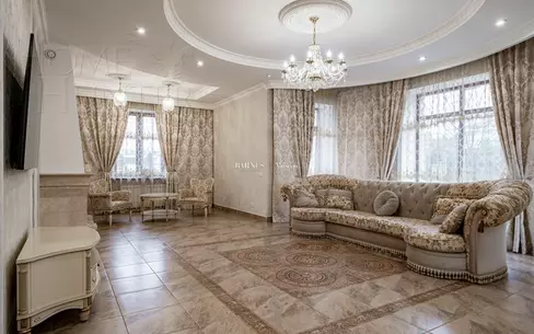 2-этажный коттедж 550 м² с отделкой