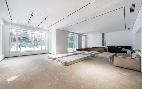 2-этажный коттедж 750 м² без отделки