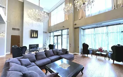 3-этажный коттедж 900 м² с отделкой