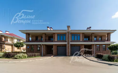 2-этажный таунхаус 435 м² без отделки