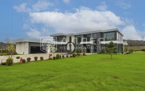 2-этажный коттедж 1 317 м² с отделкой