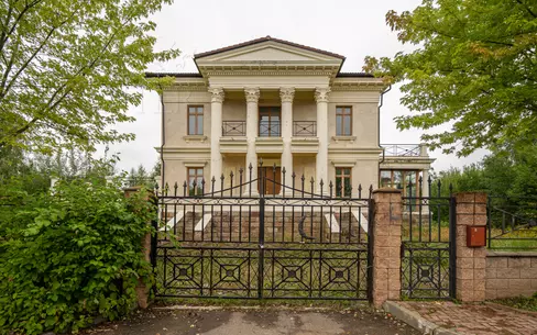 2-этажный коттедж 680 м² без отделки