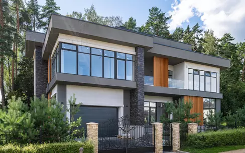 2-этажный коттедж 720 м² с отделкой