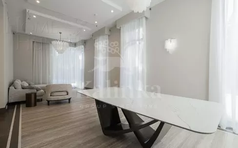 3-этажный коттедж 420 м² с отделкой