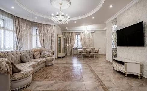 2-этажный коттедж 550 м² с отделкой