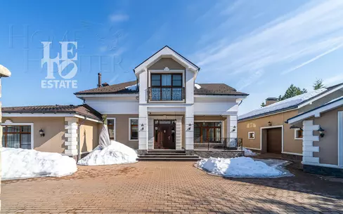 2-этажный коттедж 550 м² с отделкой