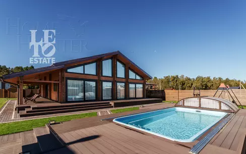 2-этажный коттедж 400 м² с отделкой