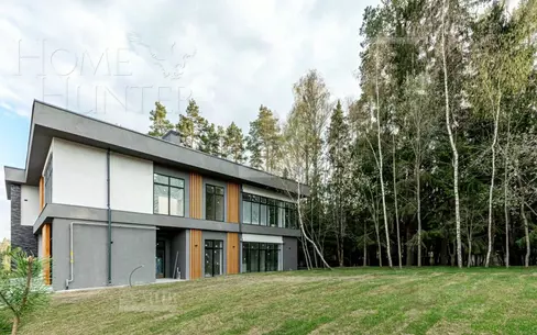 2-этажный коттедж 720 м² с отделкой