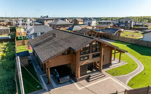 2-этажный коттедж 400 м² с отделкой