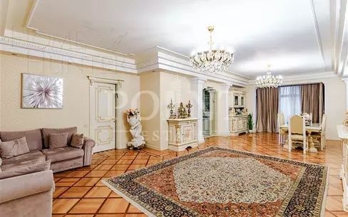 4-КОМН. КВАРТИРА С ОТДЕЛКОЙ 200 М² НА 9 ЭТАЖЕ