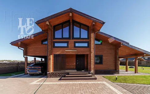 2-этажный коттедж 400 м² с отделкой