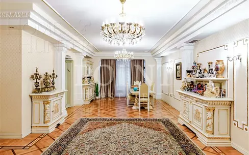 4-комн. кв., 200 м², 9/57 этаж