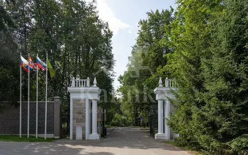 Участок 18.9 сот. в охраняемом поселке