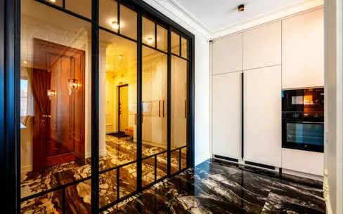 4-КОМН. КВАРТИРА С ОТДЕЛКОЙ 161 М² НА 15 ЭТАЖЕ