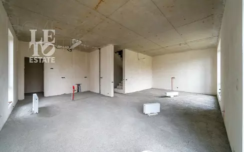 2-этажный коттедж 261 м² без отделки