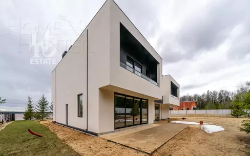 2-этажный коттедж 547 м² без отделки