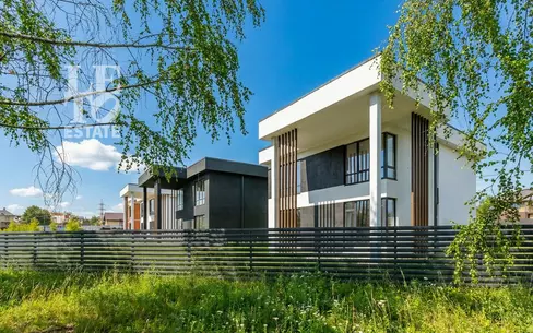 2-этажный коттедж 261 м² без отделки