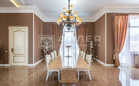 2-этажный коттедж 600 м² с отделкой